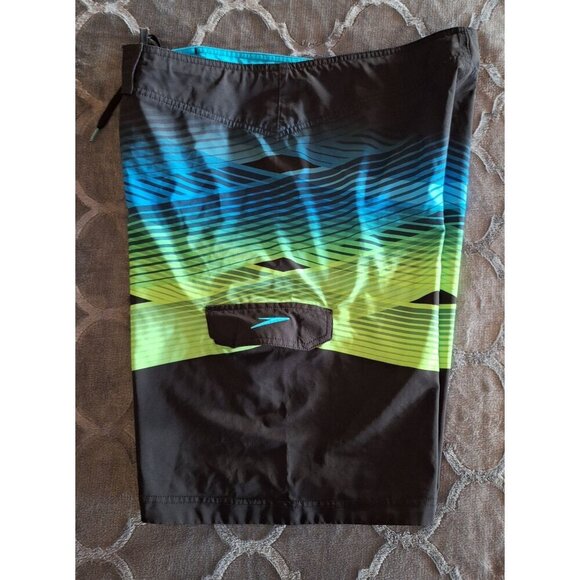 EUC Speedo Men's Crosscut Boardshorts Swimming Trunks/Sz 34 - Picture 3 of 6